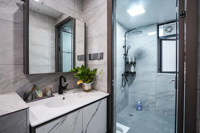 104㎡大三居，極簡(jiǎn)風(fēng)與實(shí)用主義結(jié)合，締造年輕人的舒適生活